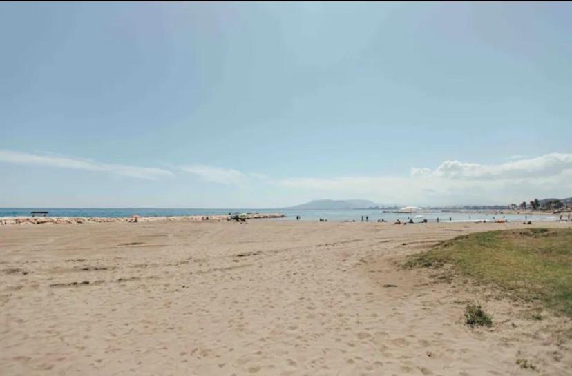 La Playa De El Palo Apartment Malaga Exterior photo